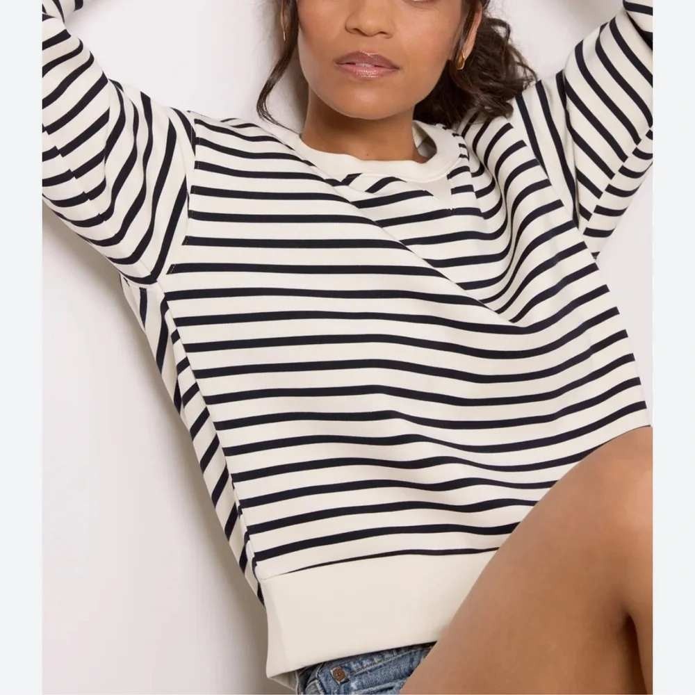 Spanx AirEssentials Crew Neck Sweatshirt Black Stripe Cream Size XL 50347R - Picture 1 of 11